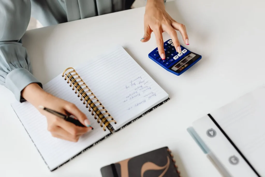 Charges patronales 2026 : Taux applicables, calcul et simulateur